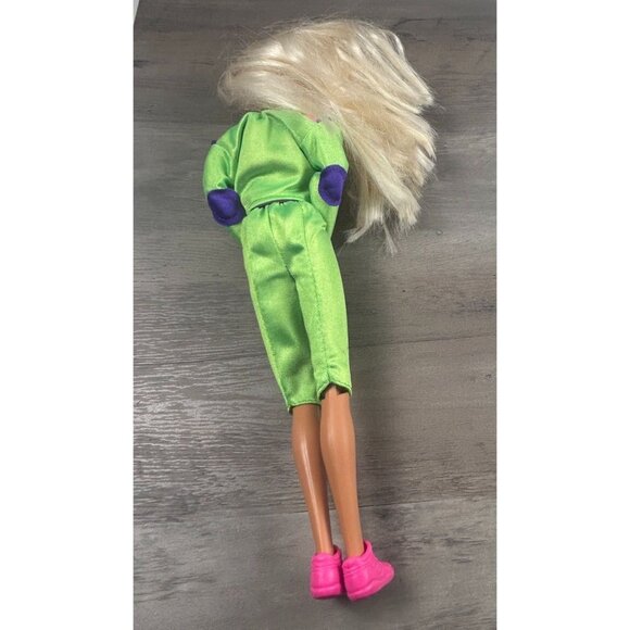 1993 Bicycling Barbie Set Vintage Neon Athletic Bike Mattel - READ - Picture 7 of 8